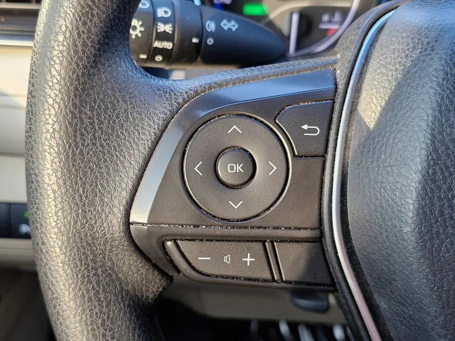 2024 Toyota Camry  LE HEV 