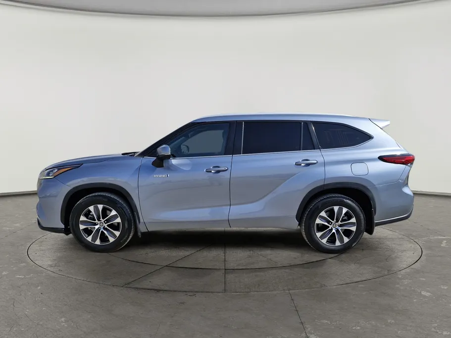 2023 Toyota Highlander GLE 