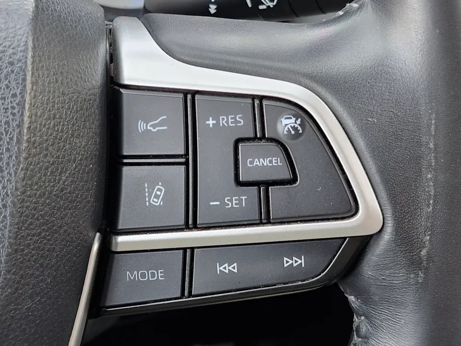 2023 Toyota Highlander GLE 