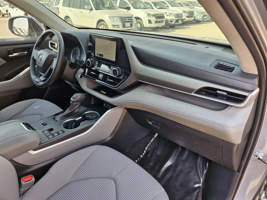 2023 Toyota Highlander GLE 