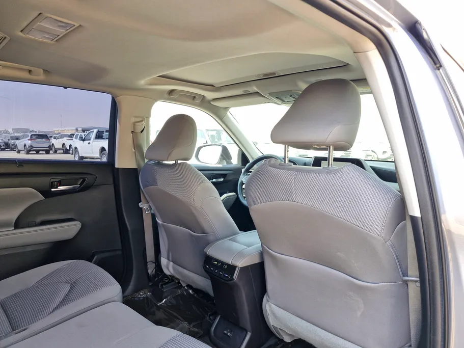 2023 Toyota Highlander GLE 