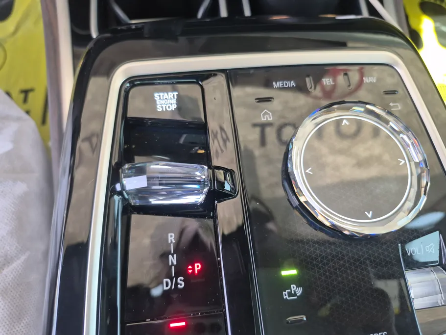 بي ام دبليو الفئة السابعة 735i 2026 