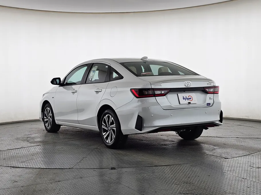 2023 Toyota Yaris  Y Plus 