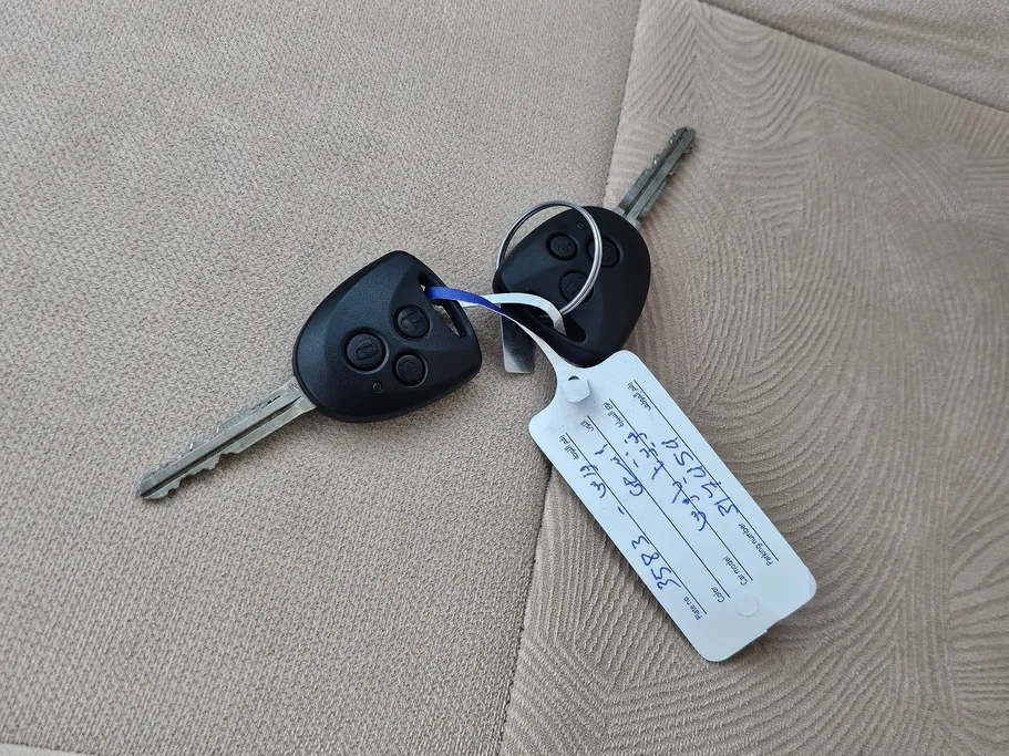 2023 Toyota Yaris  Y Plus 
