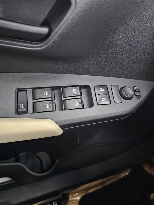 2023 Toyota Yaris  Y Plus 
