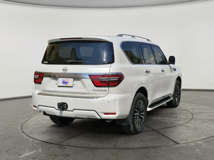2023 Nissan Patrol Platinum 
