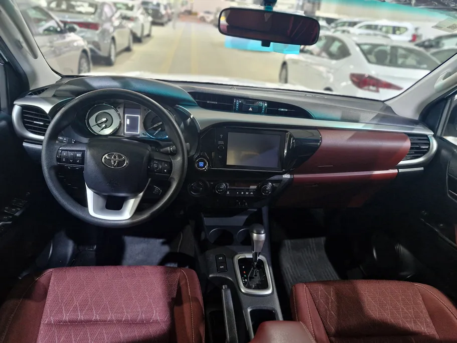 2024 Toyota Hilux SGLX 4X4 AT DSL 