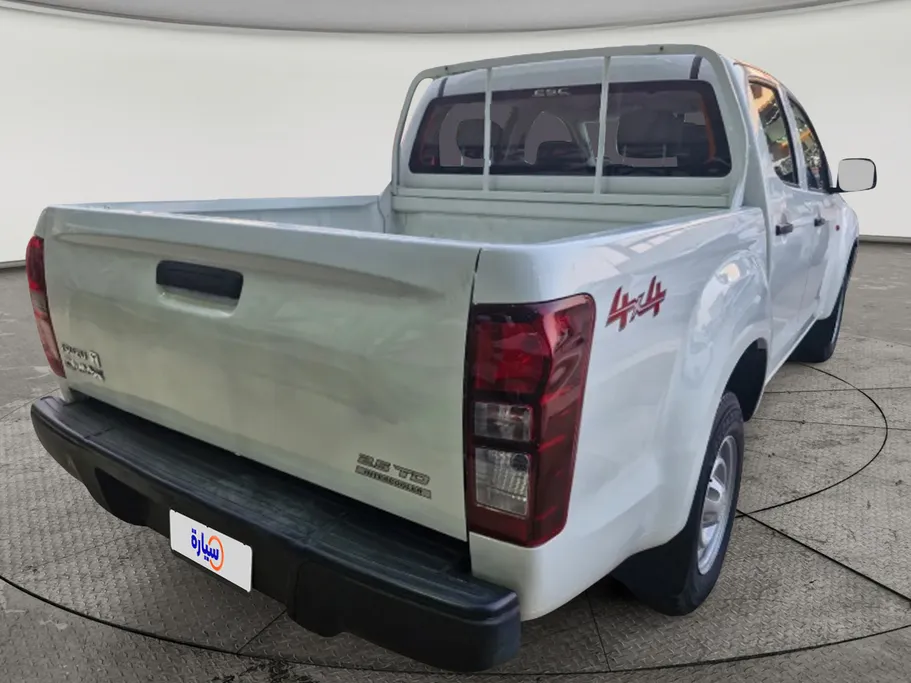 2023 ايسوزو D-max Double Cab 