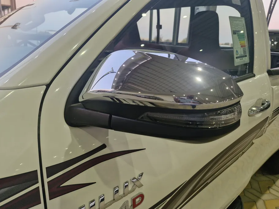 2025 Toyota Hilux GLX 