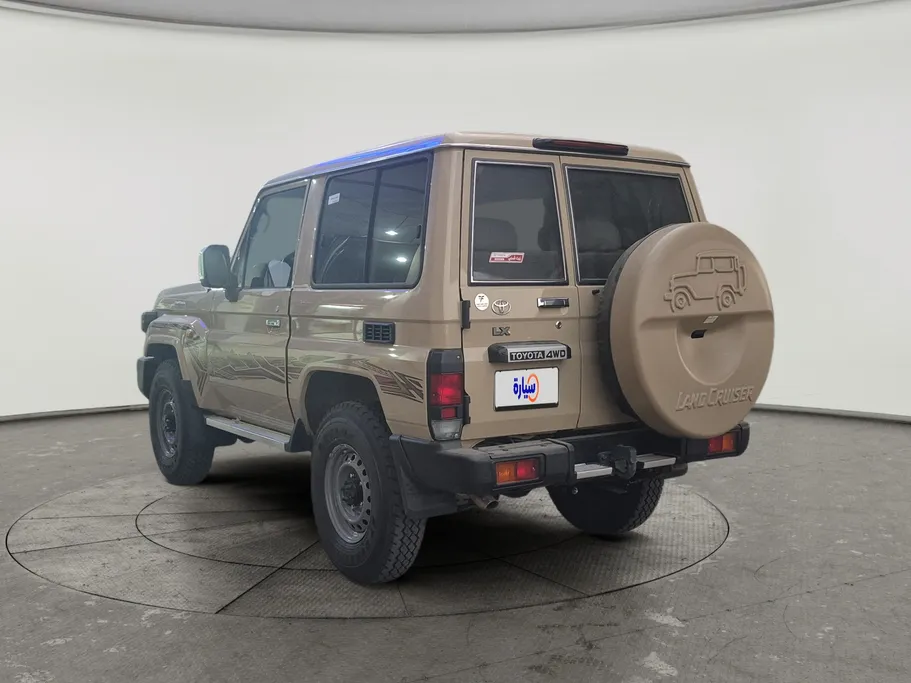 2025 Toyota LAND CRUISER 70 LX 