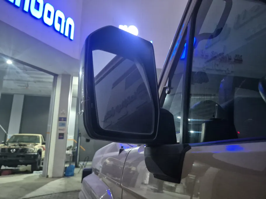 2025 Toyota LAND CRUISER 70 LX 