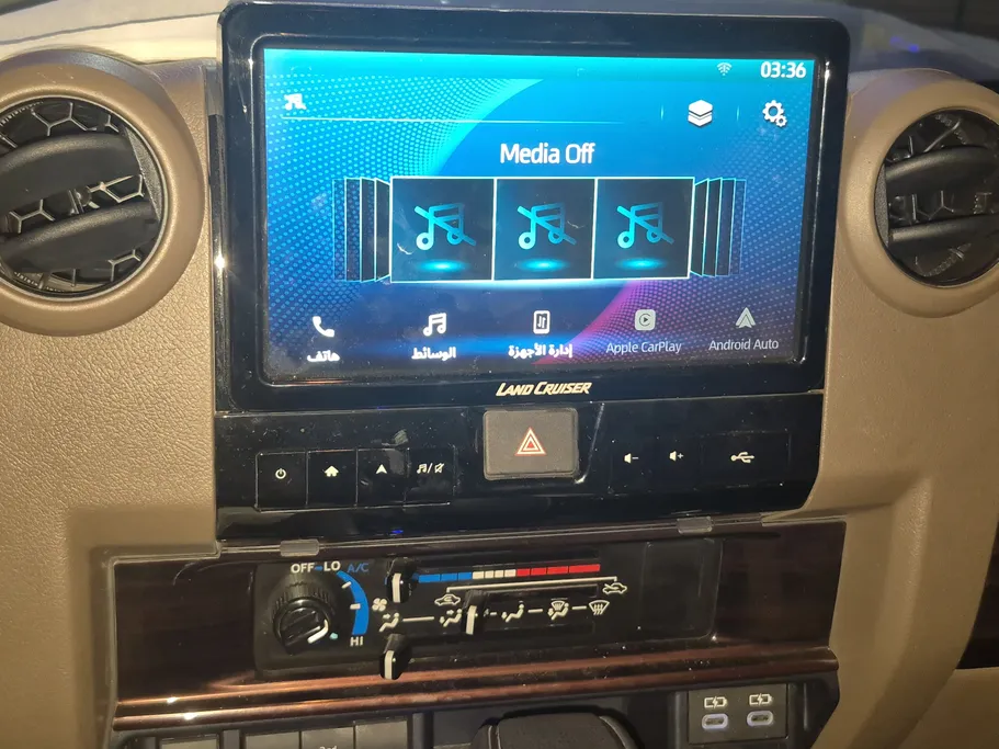 2025 Toyota LAND CRUISER 70 LX 