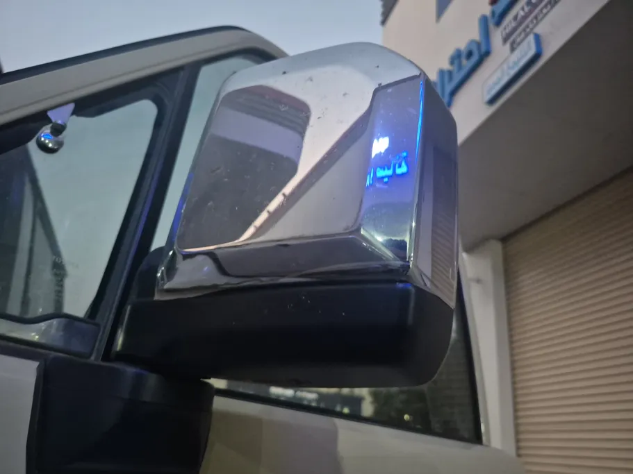 2025 Toyota LAND CRUISER 70 LX 