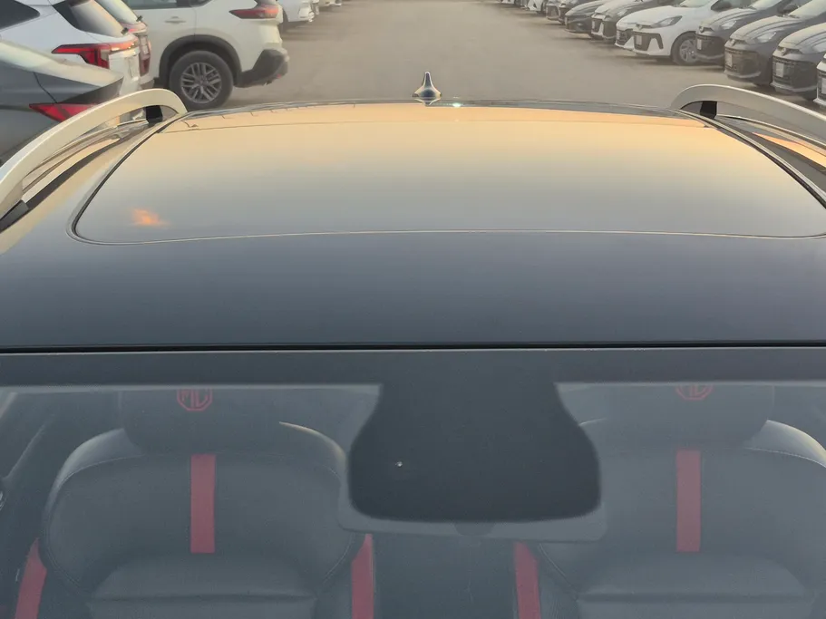 2022 MG ZS LUX T 