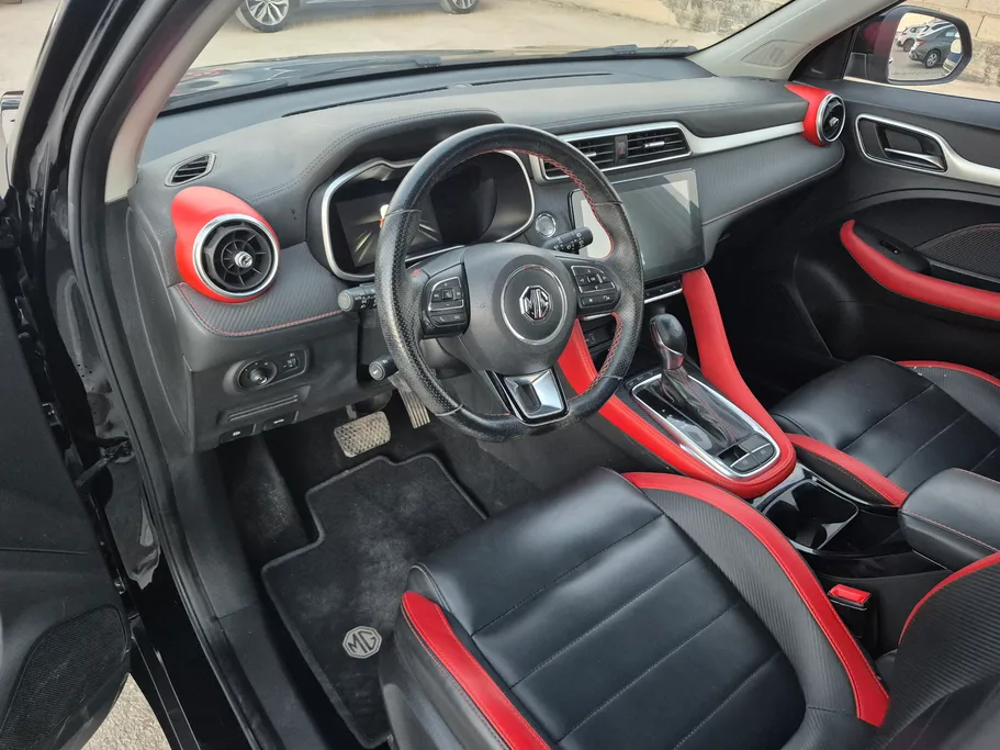 2022 MG ZS LUX T 