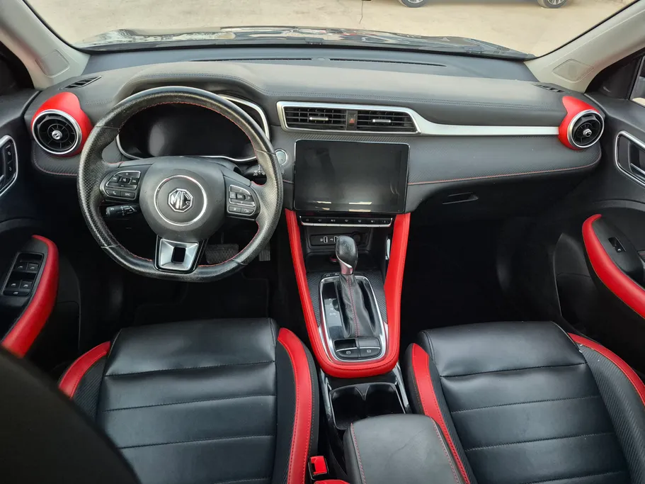 2022 MG ZS LUX T 