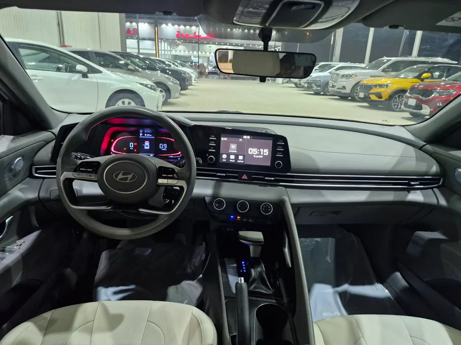 2024 Hyundai Elantra Fleet 