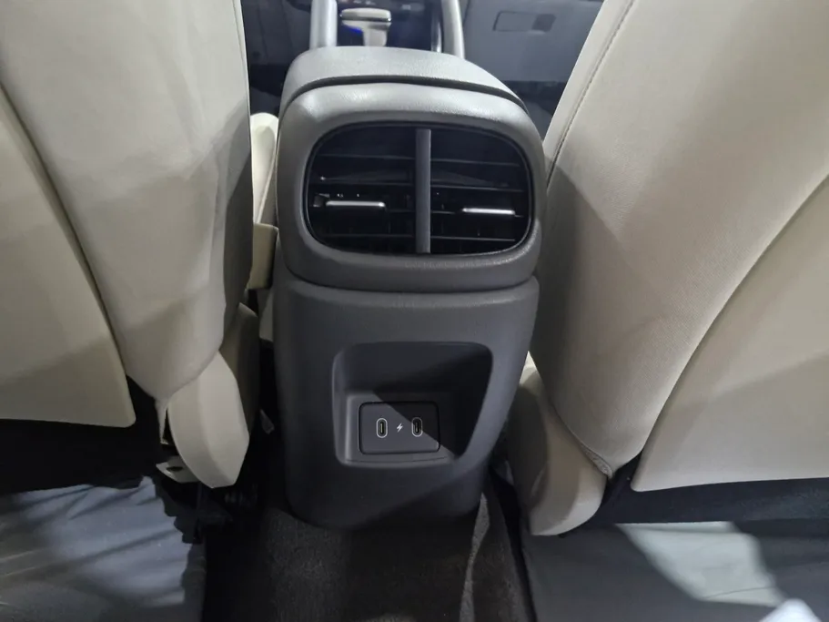 2024 Hyundai Elantra Fleet 