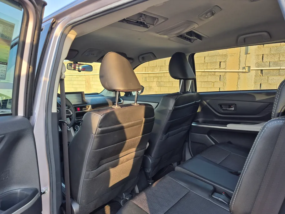 2024 Toyota Veloz GLX 