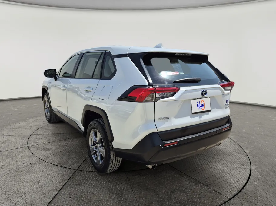 2024 Toyota RAV4 LE HEV 
