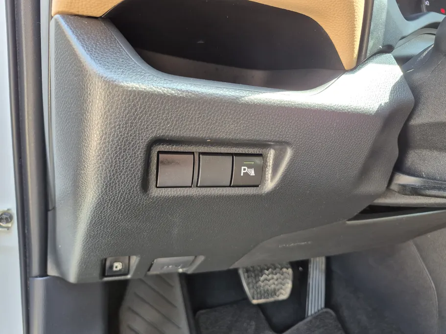 2024 Toyota RAV4 LE HEV 