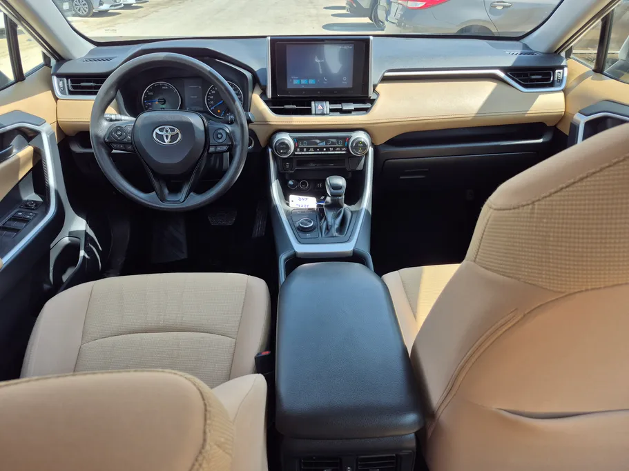 2024 Toyota RAV4 LE HEV 