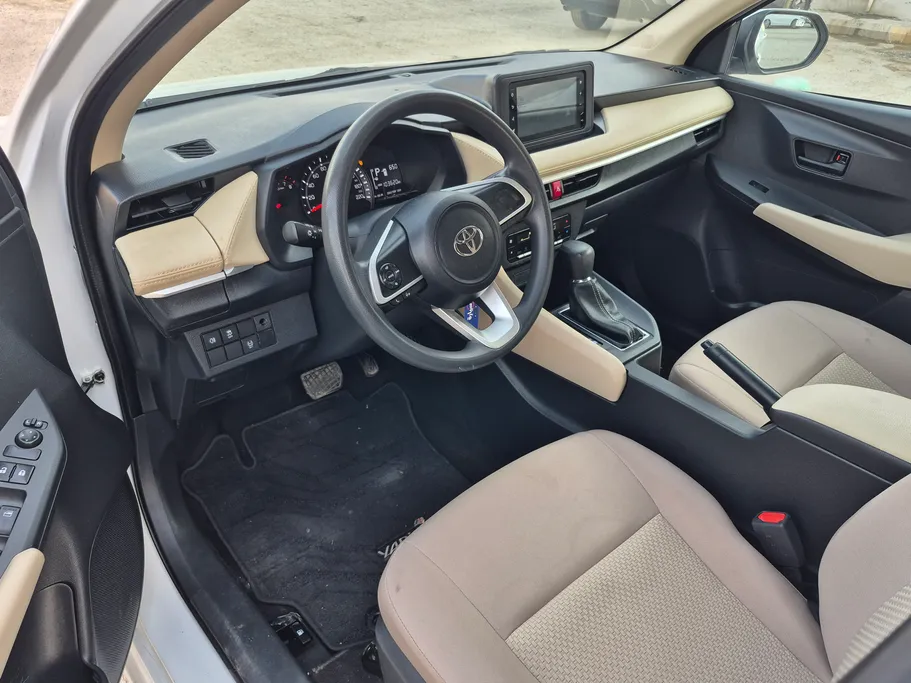 2024 Toyota Yaris  Y 