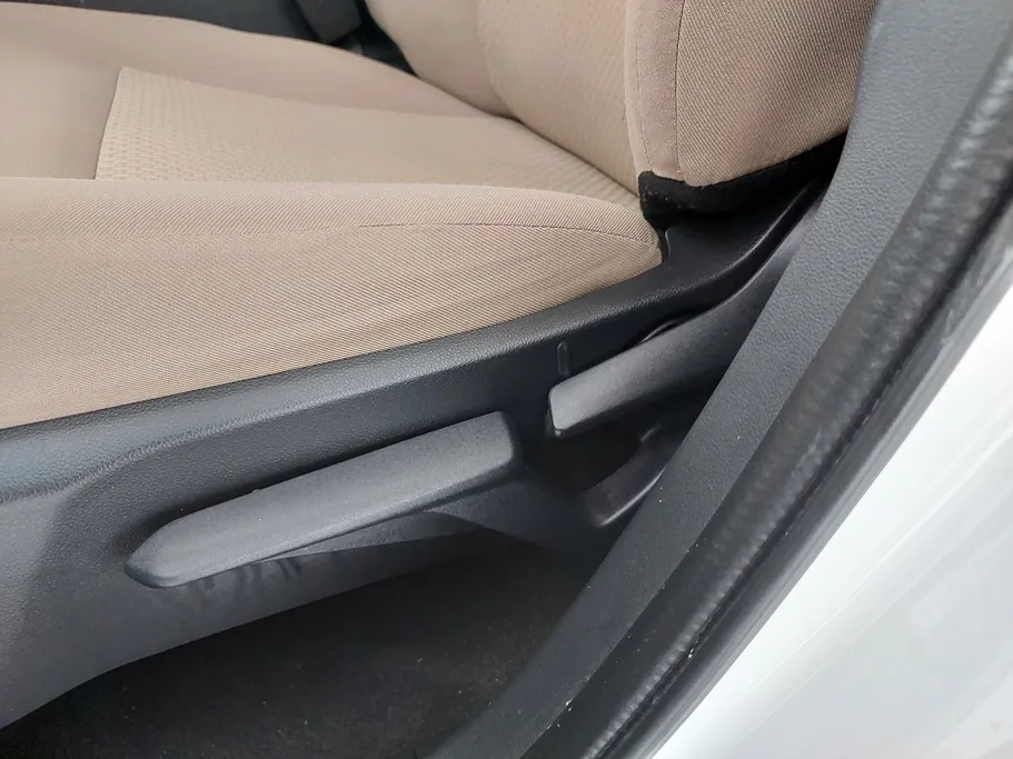 2024 Toyota Yaris  Y 