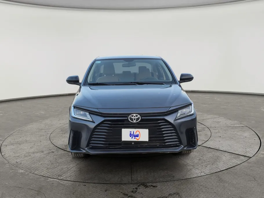 2023 Toyota Yaris  Y 
