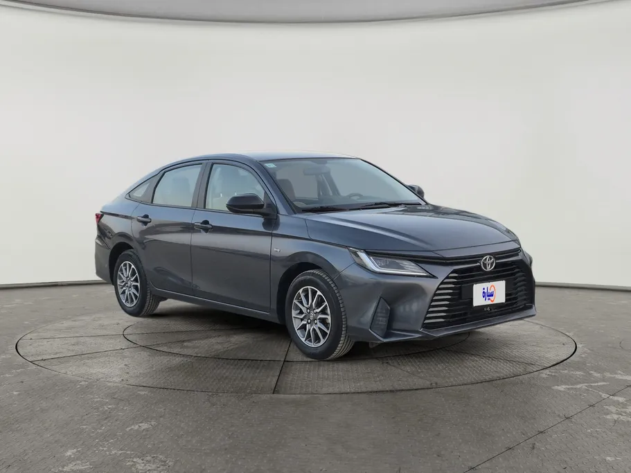2023 Toyota Yaris  Y 