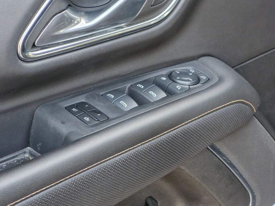 2024 GMC Yukon AT4 