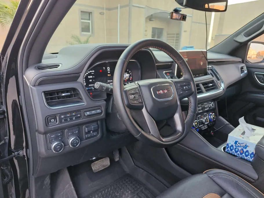 2024 GMC Yukon AT4 