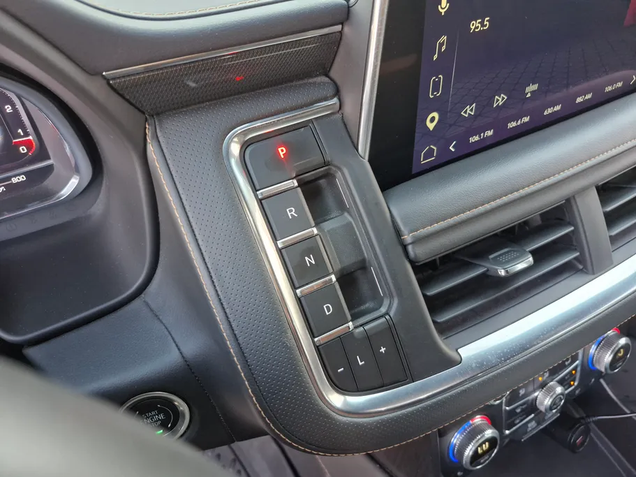 2024 GMC Yukon AT4 