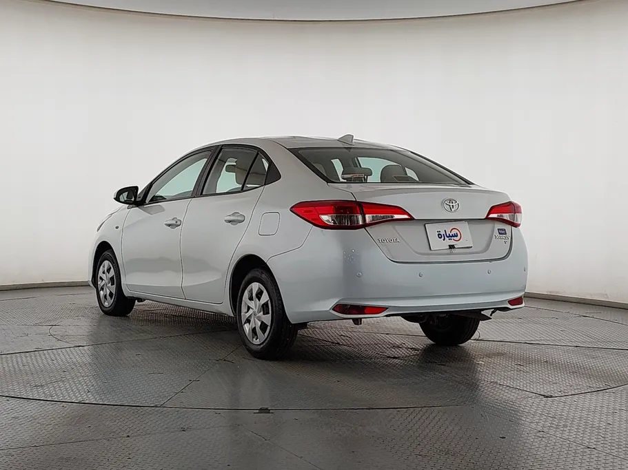 2022 Toyota Yaris  Y 