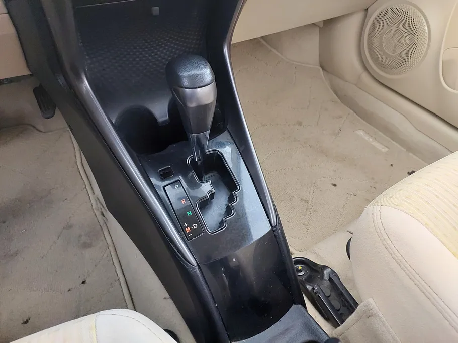 2022 Toyota Yaris  Y 