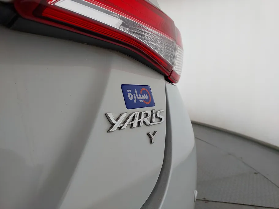 2022 Toyota Yaris  Y 