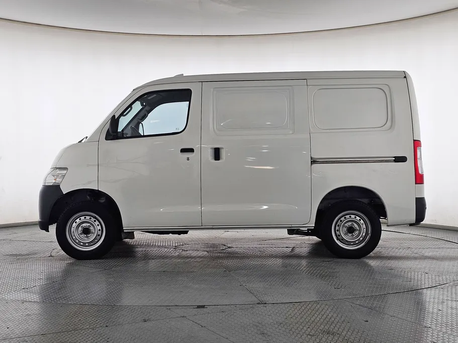 2024 Toyota LiteAce Van 
