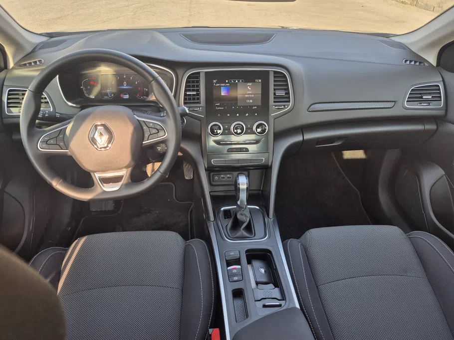 رينو ميجان E 2024 