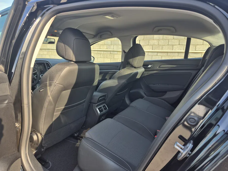 رينو ميجان E 2024 