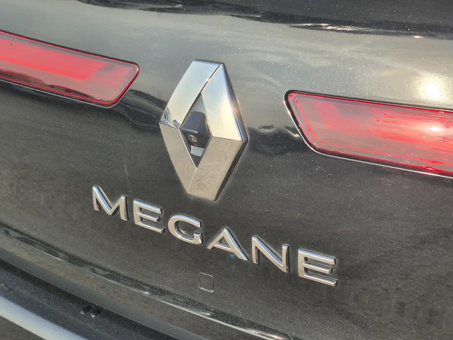 رينو ميجان E 2024 