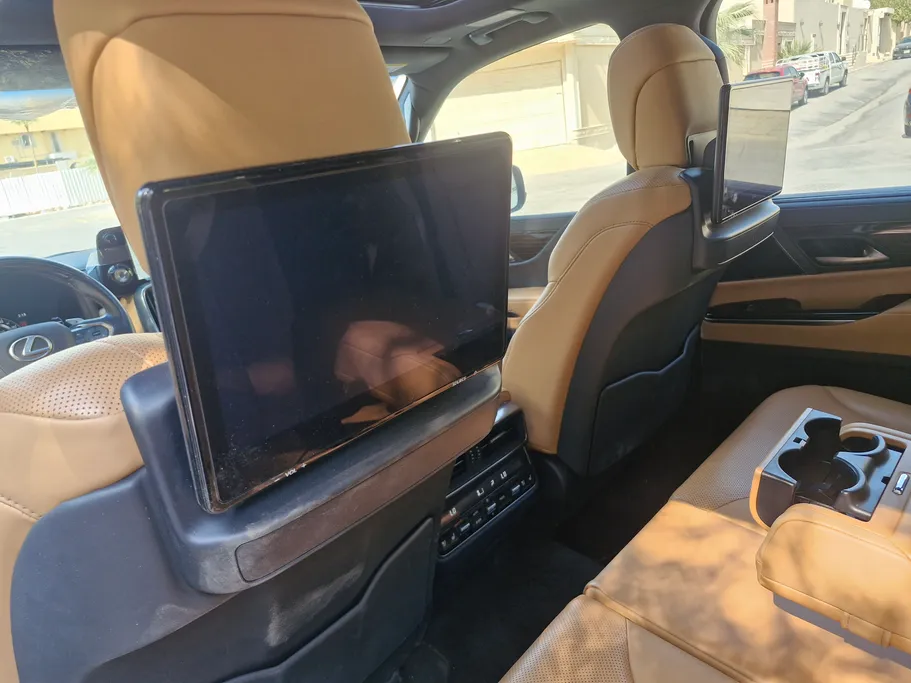 لكزس LX 600 2023 