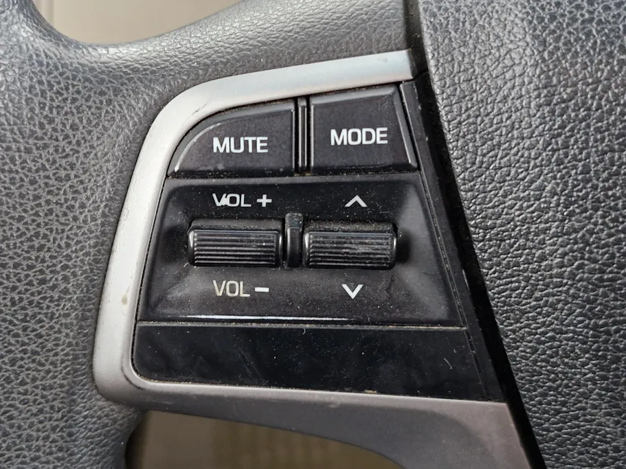 هيونداي اكسنت سمارت 2023 