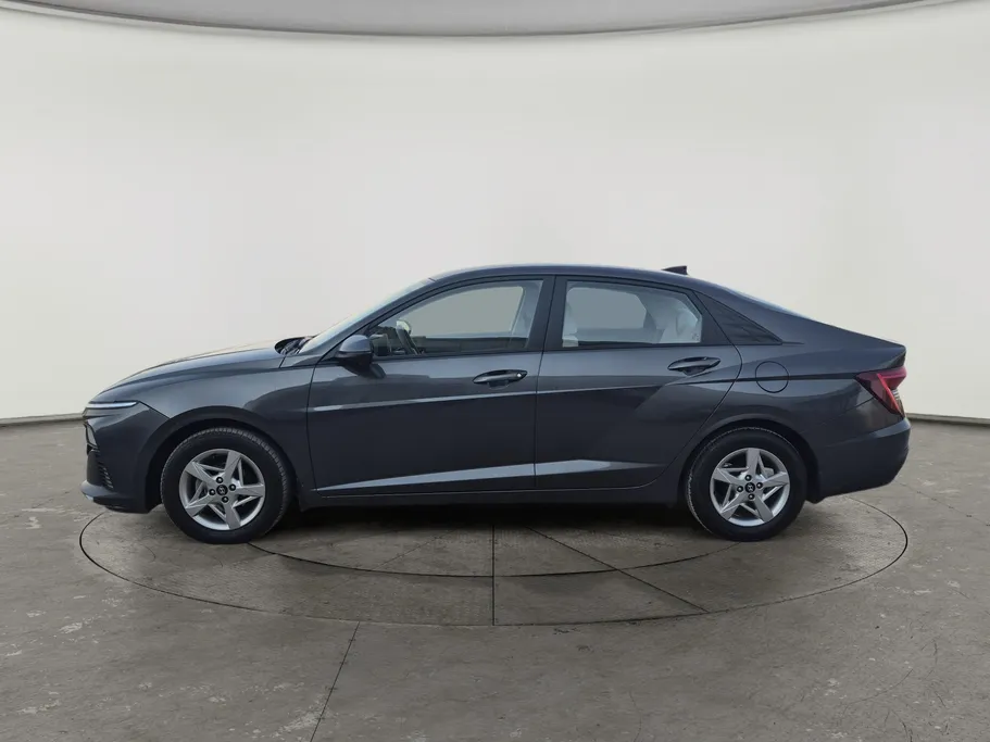 2024 Hyundai Accent Fleet 