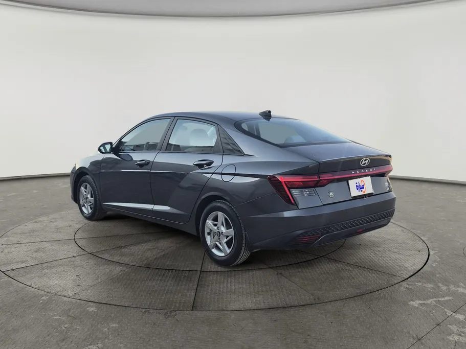 2024 Hyundai Accent Fleet 