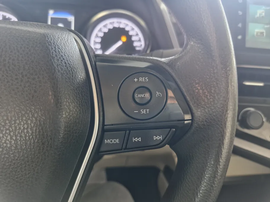 2023 Toyota Camry  LE 
