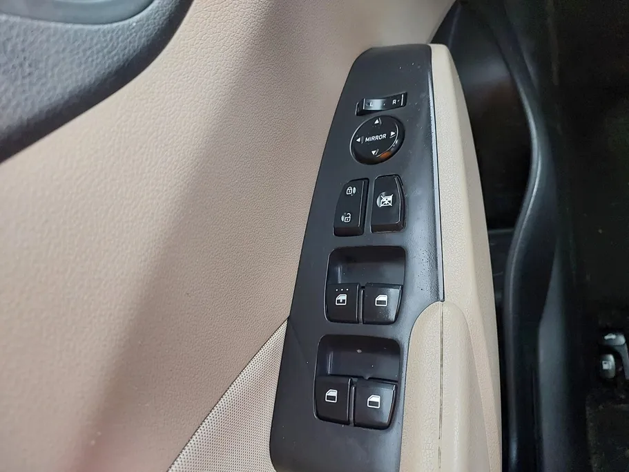 2023 Hyundai Accent Smart 