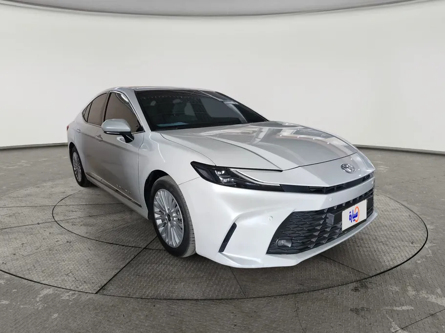 2025 Toyota Camry  LE 