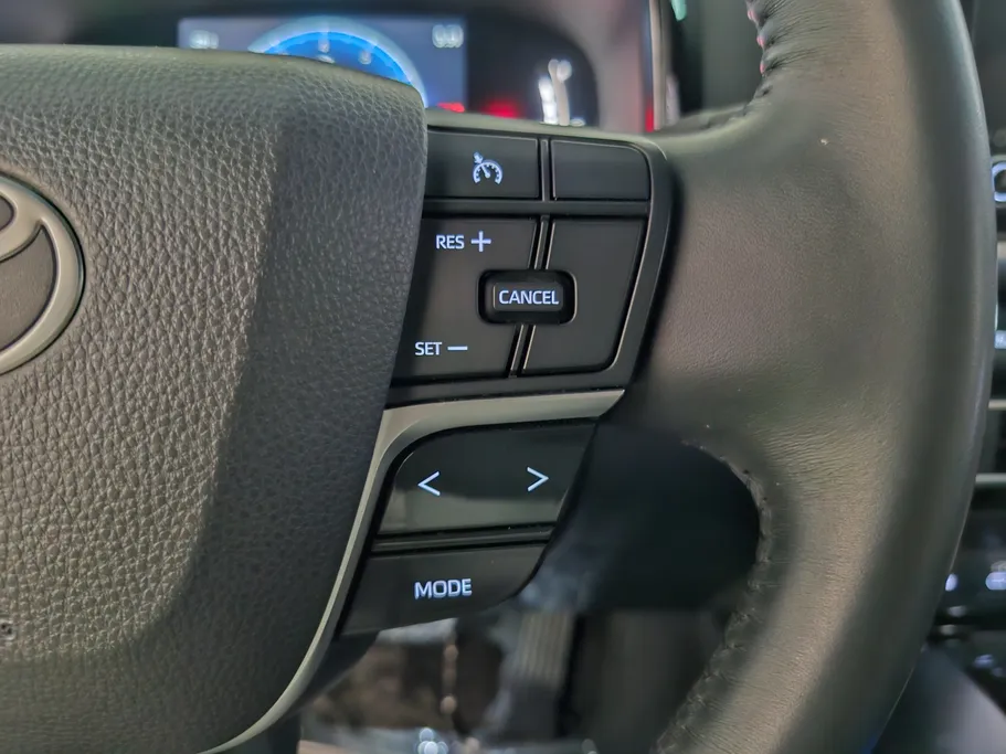 2025 Toyota Camry  LE 