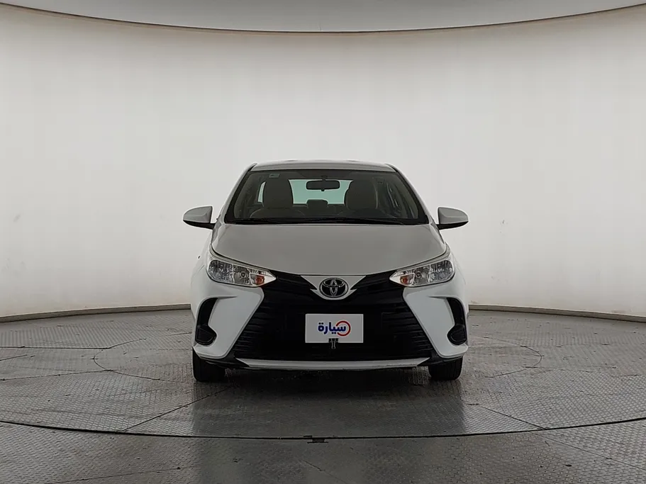 2022 Toyota Yaris  Y 