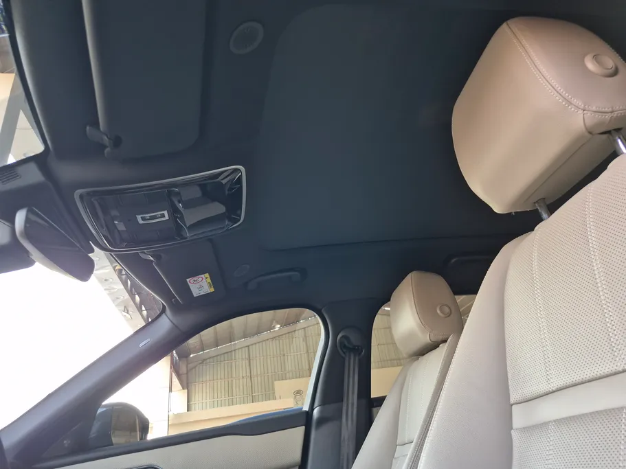 لاند روفر رنج روفر Velar R dynamic 2023 